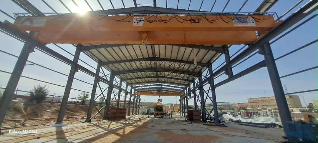 construction d un hangar  avec 02 ponts roulants